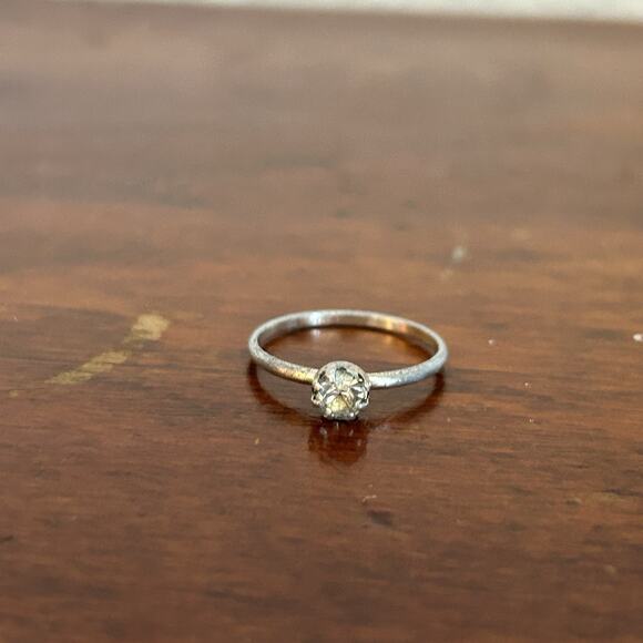 Lot Of 5 Vintage April Birthstone Rings Sizes 7 & 8.5 Silver And Gold Tone - Picture 9 of 16